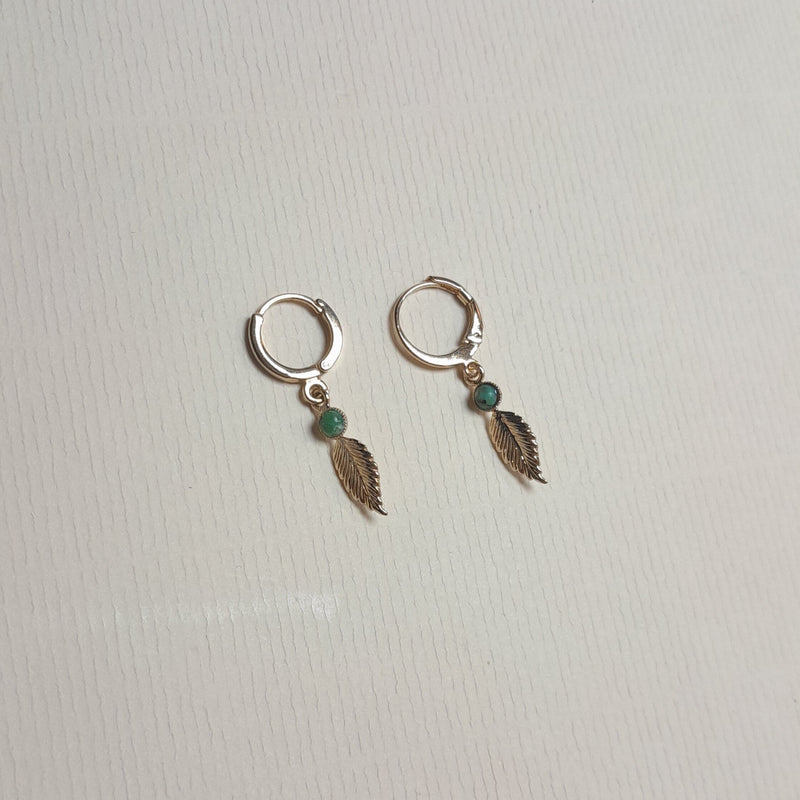 E34 - Créoles mini pierre et feuille