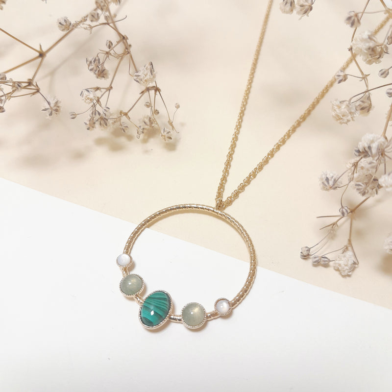 Collier Sina Fermé