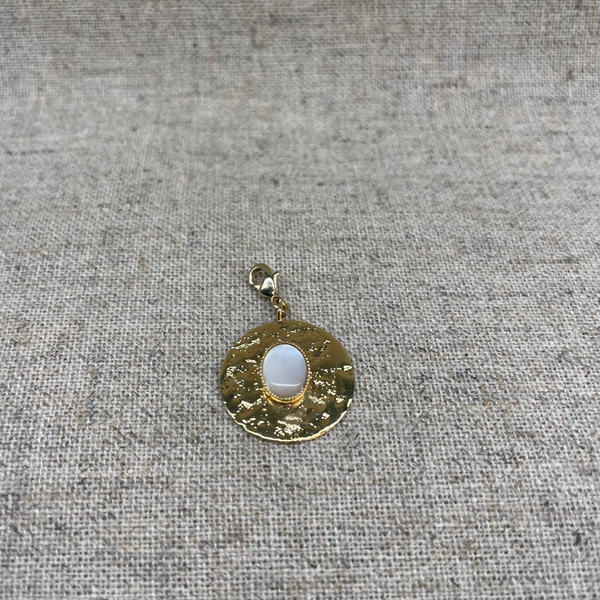 E225 - Charms Grand Palais