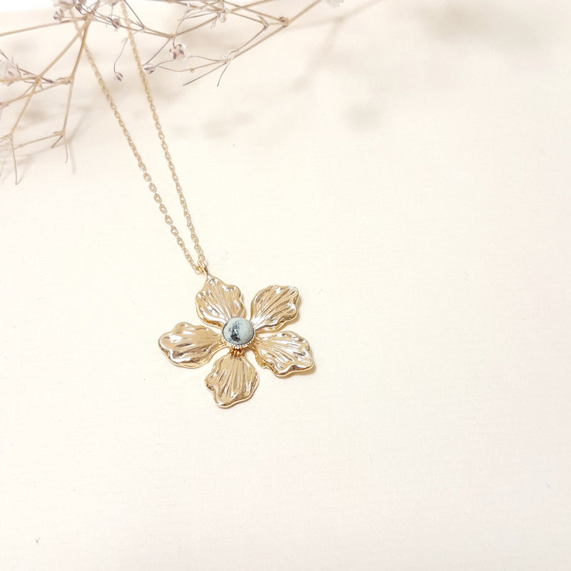 Collier Laurine P