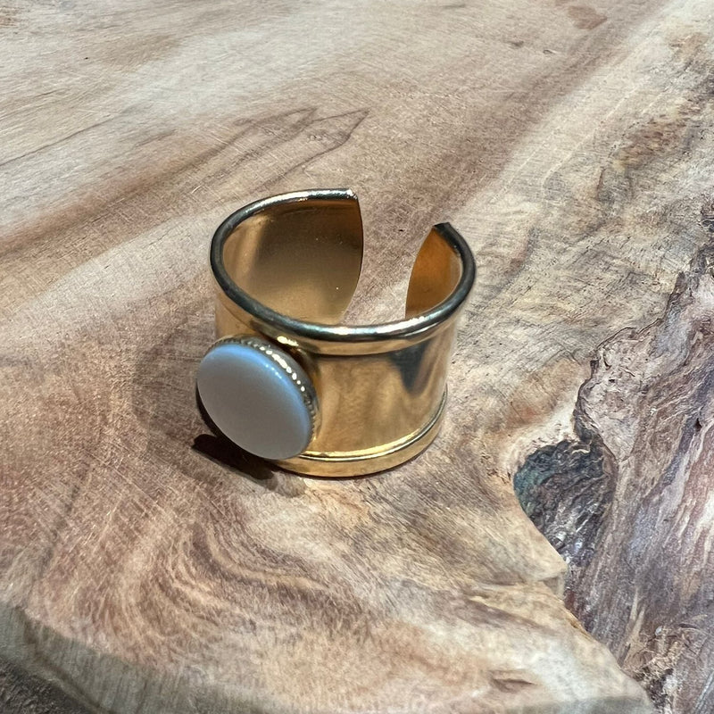 E28 - BAGUE LARGE LISSE PIERRE